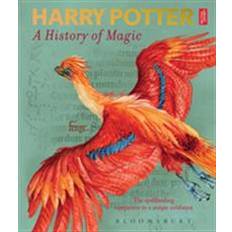 Harry Potter: A History of Magic (Paperback)