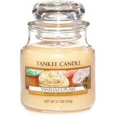 Yankee candle vanilla cupcake Yankee Candle Vanilla Cupcake Small Doftljus 104g