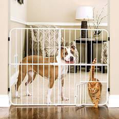 Pet gate with cat door Carlson Big Tuffy Expandable Gate