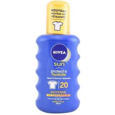 Nivea sun 20 Nivea Sun Protect & Hydrate Spray Medium SPF20 200ml