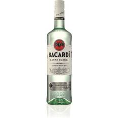 300 cl Øl & Spiritus Bacardi Carta Blanca Superior White Rum (DB MG) 37.5% 300 cl