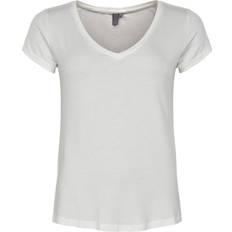 CULTURE T-shirts CULTURE Poppy V-Neck T-shirt - Spring Gardenia