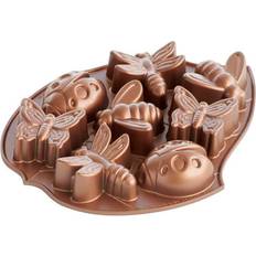 Blåa Cupcakeformar Nordic Ware Backyard Bug Bakform Cupcakeform