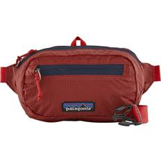 Patagonia Ultralight Black Hole Mini Hip Pack 1L - Rincon Red