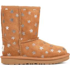 UGG Classic Short II Stars Chestnut - Ruskea