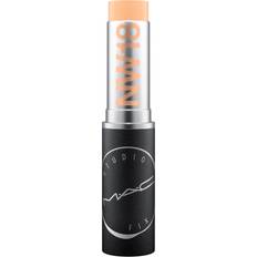 MAC Studio Fix Soft Matte Foundation Stick NW18