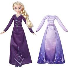 Frozen Bambole e Case delle Bambole Hasbro Disney Frozen 2 Arendelle Fashions Elsa E6907