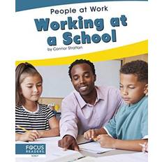 People at Work: Working at a School (Hardcover, 2020)