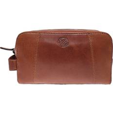 Herr Necessärer Saddler John - Brown
