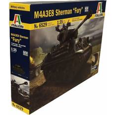 1:35 Modeller & Byggesæt Italeri M4A3E8 Sherman Fury 1:35