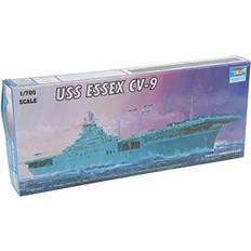 Trumpeter USS Essex CV-9