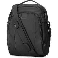 Avtagbar axelrem - Fack för laptop/surfplatta - Svarta Axelremsväskor Pacsafe Metrosafe LS250 Anti-Theft Shoulder Bag - Black