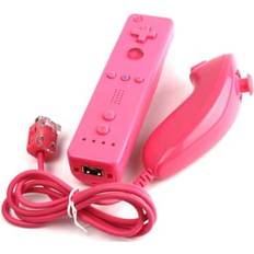 Wii/Wii U Remote and Nunchuk - Pink