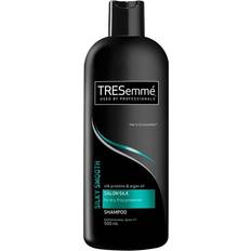 TRESemmé Silk Smooth Salon Shampoo 500ml