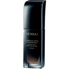 Sensai foundation satin Sensai Flawless Satin Foundation FS 204.5 Warm Beige