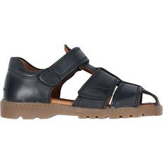 Tritu II - Black WS