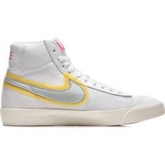 Nike Blazer Mid Vintage - White/University Gold