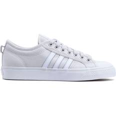 51 ⅓ Chaussures de Basket Adidas Nizza - Light Solid Grey/Crystal White/Gum