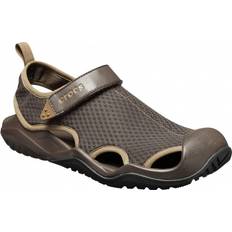 Crocs 40 Sandales de sport Crocs Swiftwater Mesh Deck Sandal - Espresso