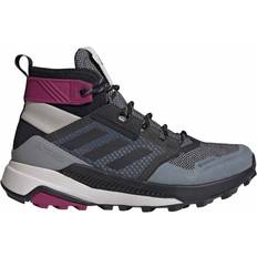 Adidas terrex trailmaker mid gore tex adidas Terrex Trailmaker Mid GTX W - Metal Grey/Core Black/Power Berry