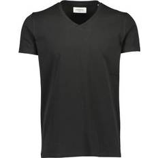 Tshirt v neck Lindberg V-Neck T-shirt - Black