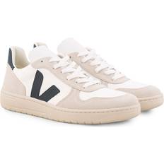 Veja Man - Wit Schoenen Veja V-10 Sneakers - White Nautico