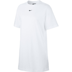 T-paitamekko - Valkoinen Mekot Nike Essntl Dress - Valkoinen