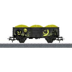 Märklin Start Up Halloween Car Glow in The Dark