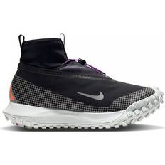 NIKE React Hiking Shoes NIKE ACG Mountain Fly GTX - Black/Metallic Silver