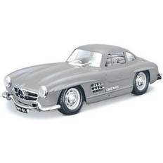 1:24 (G) Mallit BBurago Mercedes-Benz 300SL 1:24 Malliauto 1:24