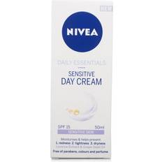 Nivea essentials ansiktskräm Nivea Daily Essentials Sensitive Day Cream SPF15 50ml