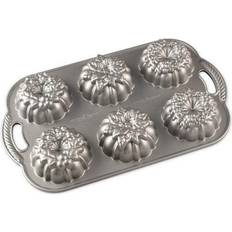 Nordic Ware Sheet Pans Nordic Ware Wreathlettes Muffin Tray 37.6x22.4 cm