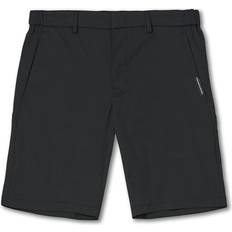 HUGO BOSS Shorts HUGO BOSS Short en tissu Taille 50430358