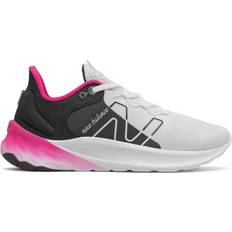 New balance fresh foam roav New Balance Fresh Foam Roav V2 W - White with Black