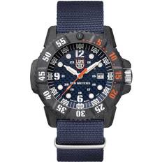 Luminox master carbon Luminox Master Carbon Seal (XS.3803.C)