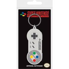 Gråa Nyckelringar Pyramid International Nintendo SNES Controller Rubber Keychain