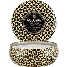 Maison noir 3 wick tin doftljus 40 Voluspa Freesia Clementine 3 Wick Tin Doftljus 340.2g