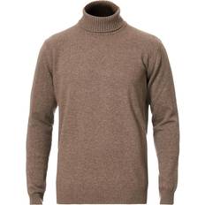 Oscar Jacobson Tops Oscar Jacobson Salim Rollneck Sweatshirt - Beige