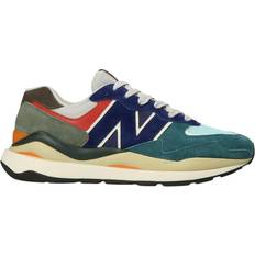New Balance 57/40 M - Light Cliff Grey with Velocity Red