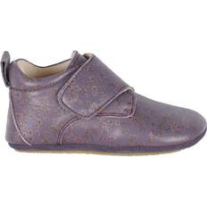 Wheat Dakota Print Indoor Shoe - Berry Flowers