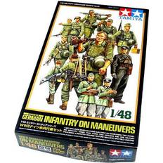 Scale Models & Model Kits Tamiya WWII German Infantry 32530