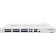 4 Switches Mikrotik Cloud Router Switch 328-4C-20S-4S + RM