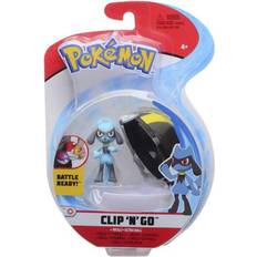 Pokemon clip n go Pokémon Clip 'N' Go Riolu & Ultra Ball