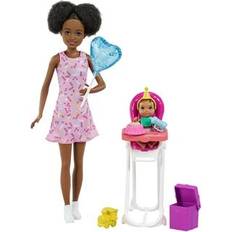 Barbie Poupée bébé Poupées et Maisons de Poupée Barbie Coffret Amie de Skipper Babysitter Anniversaire