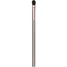 Delilah Eyeshadow Brush