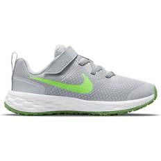 Nike Revolution 6 PSV - Light Smoke Grey/Dark Smoke Grey/Chrome/Green