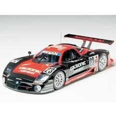 Tamiya Nissan R390 GT1 24192