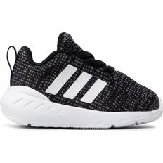 Adidas Infant Swift Run 22 - Core Black/Cloud White/Grey Five