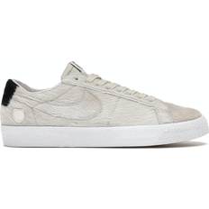 Faux Fur - Men Sneakers Nike Medicom Toy x SB Blazer Low Bearbrick M - Light Cream/Black/Light Cream