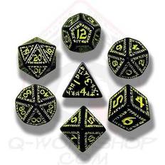 Q Workshop Q Workshop Runic Dice Set